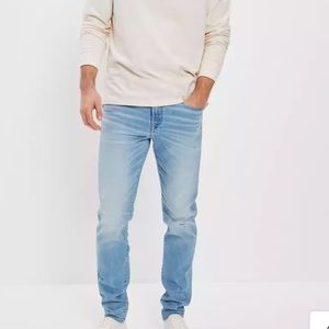 NWT: 40x30 Mens American Eagle Jeans (Airflex+)